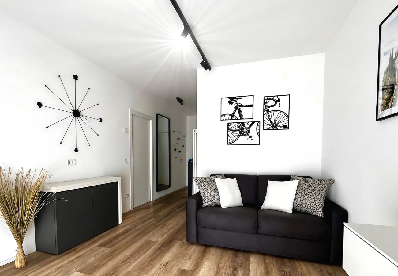 Ferienwohnung in Riva del Garda - Design-Apartment in ruhiger Wohngegend 