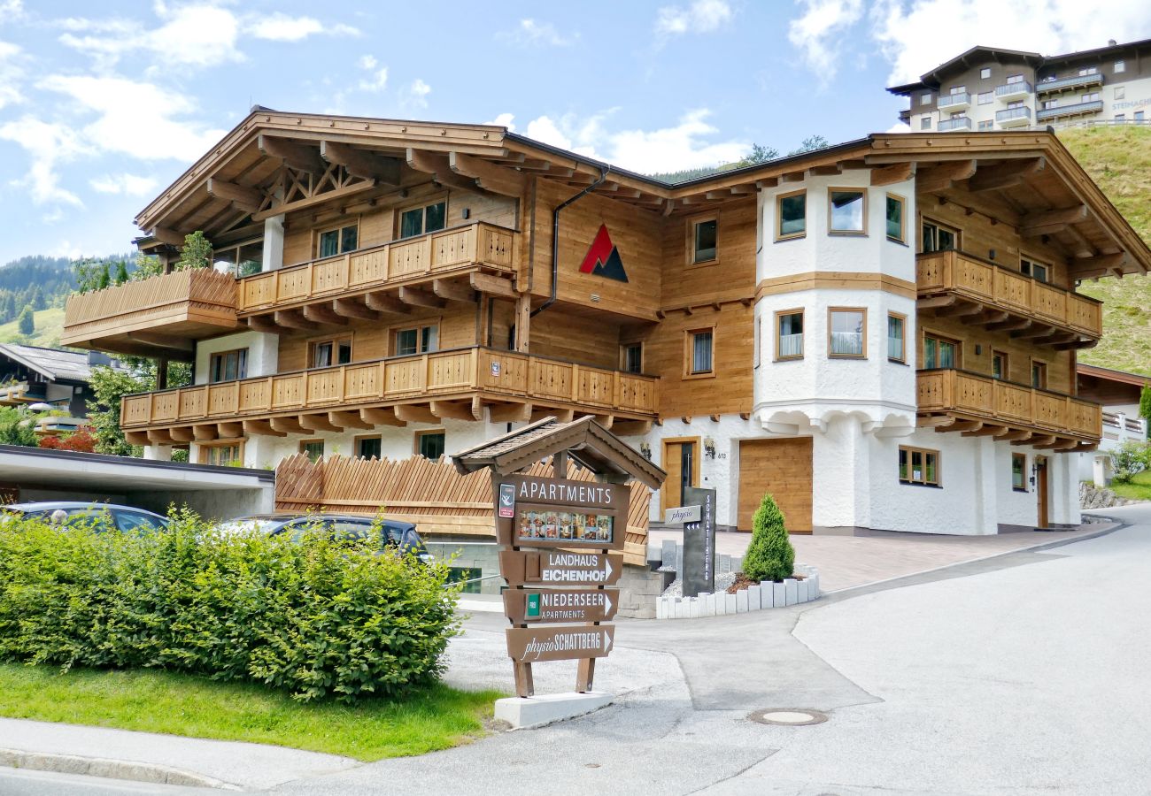 Ferienwohnung in Saalbach - Chalet-Apartment mit Wellnessbereich