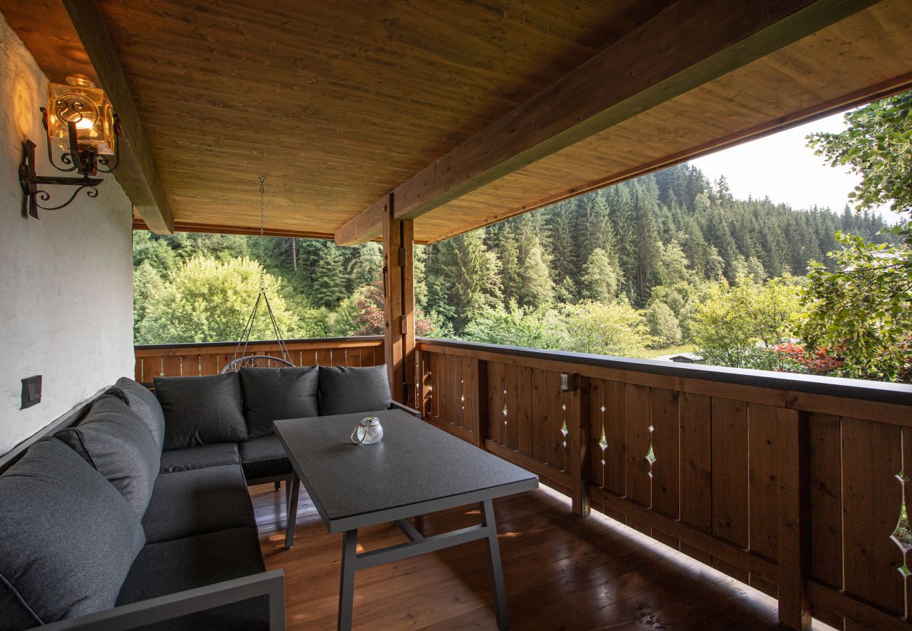 Ferienwohnung in Saalbach - Chalet-Apartment mit Wellnessbereich