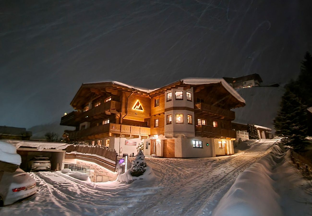 Ferienwohnung in Saalbach - Exklusives, großzügiges Alpin-Apartment