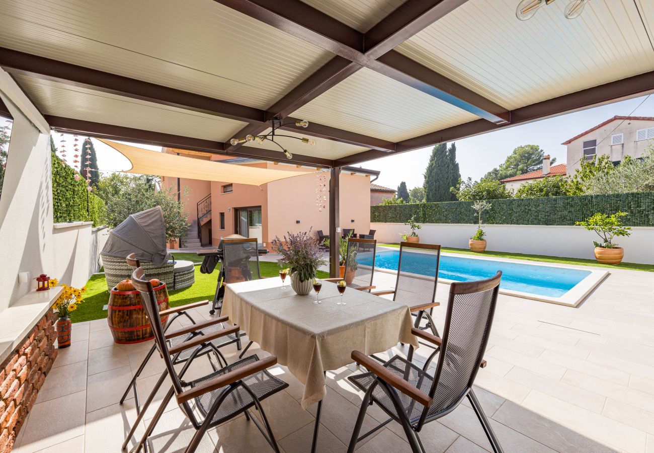 House in Rovinj - Elegant villa with spa in the center